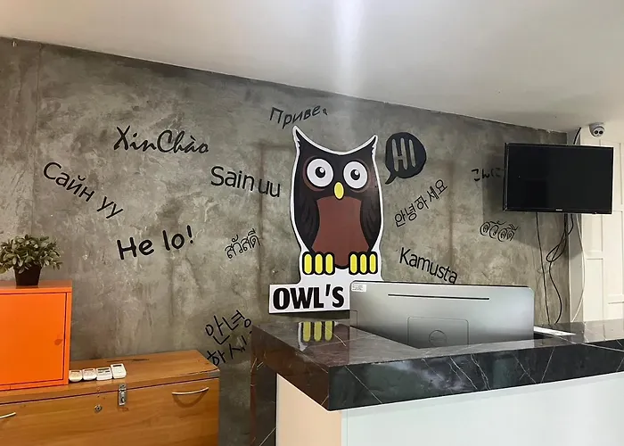 Owl's Nest Suk 30 ホステル バンコク都